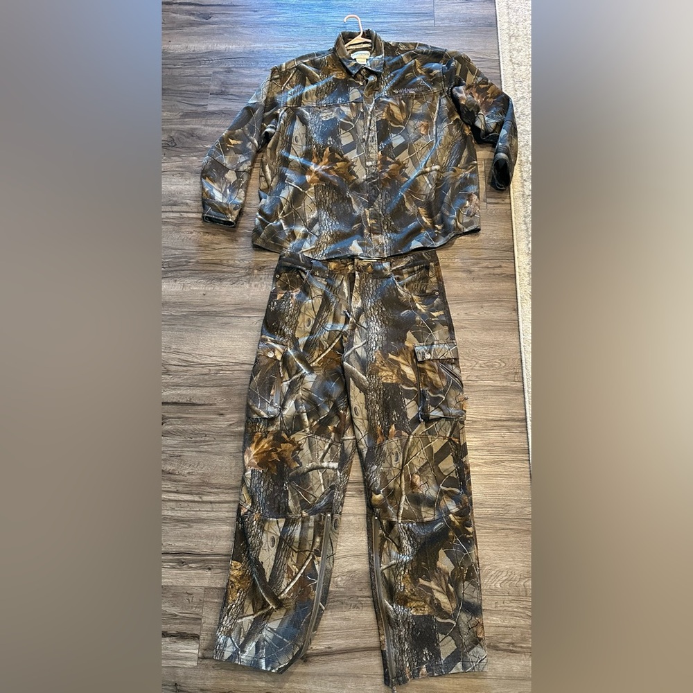 Camouflage hunting set